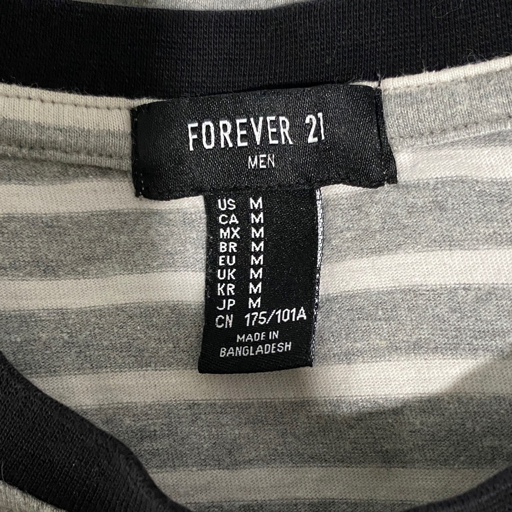Man Forever 21 Gray and White Striped Short Sleeve Tee M - Picture 6 of 7